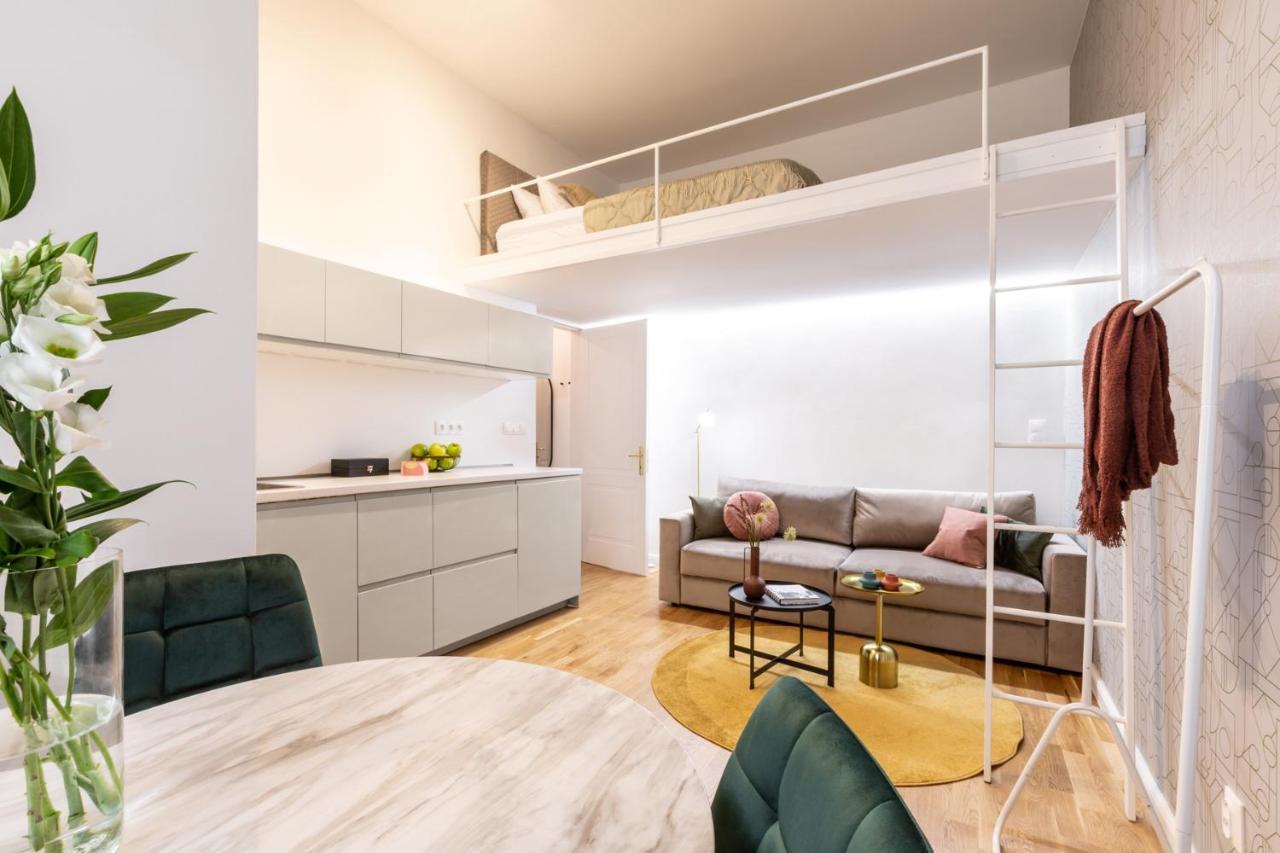 Turnkey I Angelo Roma Apartments Prag Exterior foto